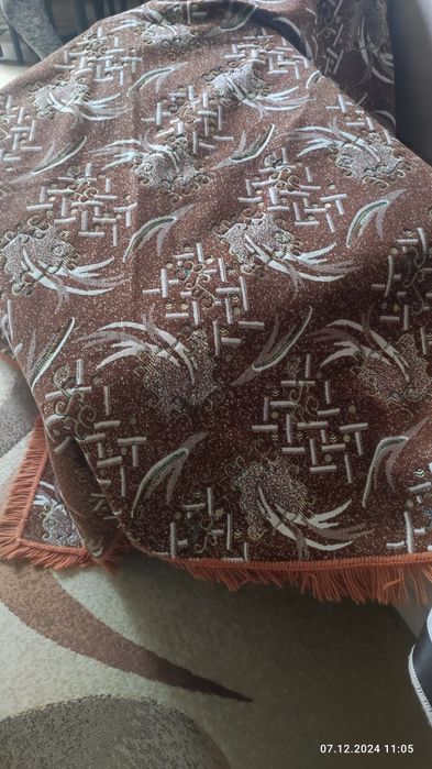 Дивандеки на диван и кресло.