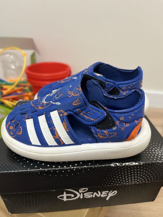 Детские сланцы Адидас