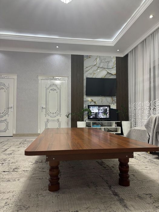 стол большой для дома