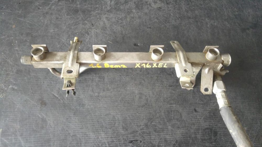 Rampa injectoare 1.6 b x16xel opel vectra b