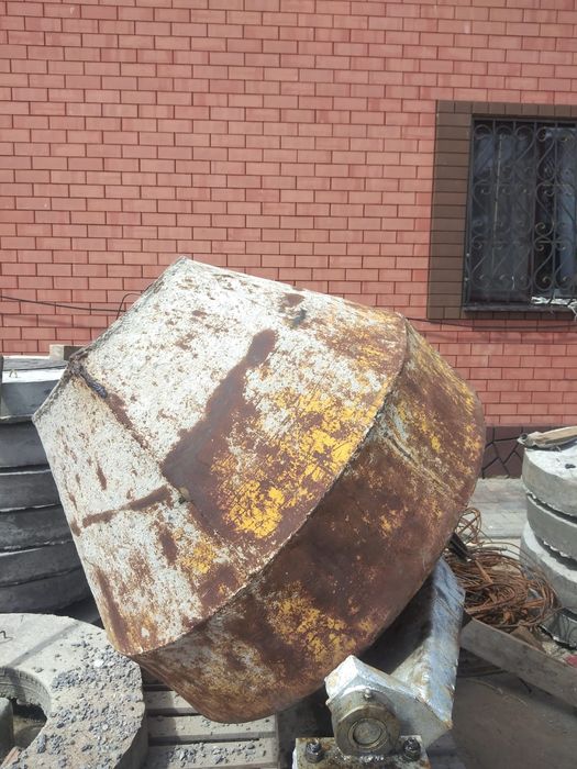 Бетономешалка б/у