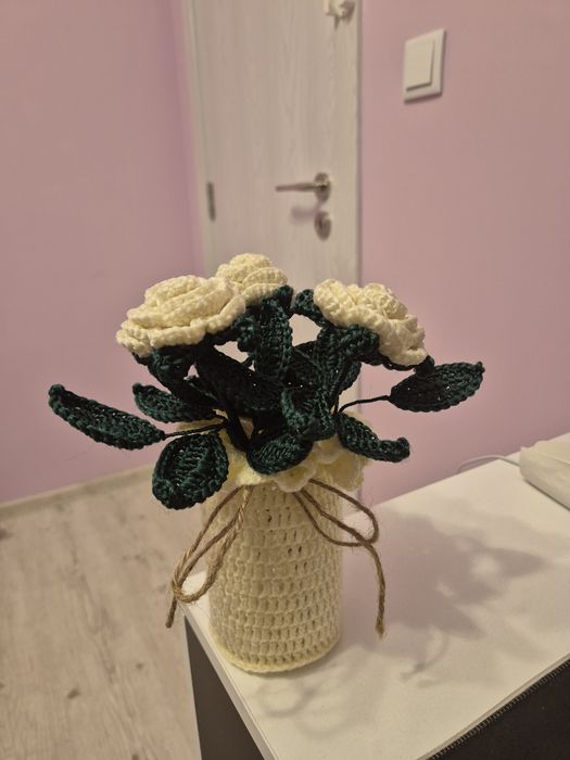 Плетени на една кука цветя