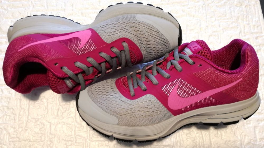 Adidasi originali alergare Nike Pegasus 38,5 (US 7,5 ;UK 5 ;CM 24,5)