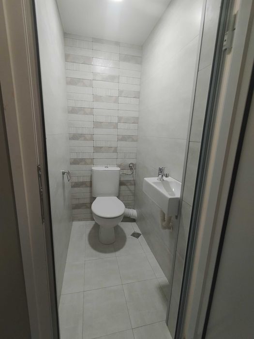 Дава се под наем Тристаен апартамент в Стара Загора, Център - 75 кв.м за 408 € - Снимка #13