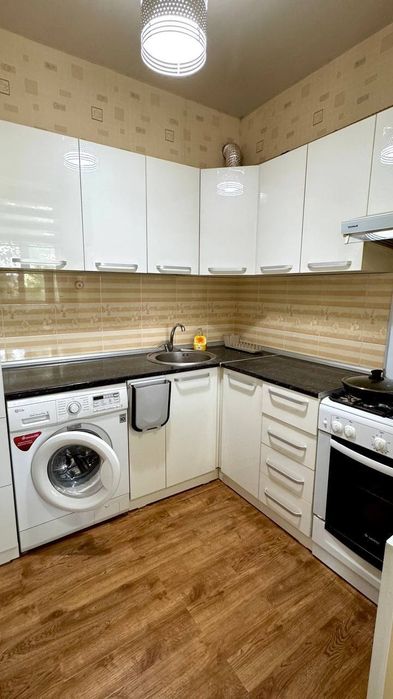 Аренда на Кадышева 2/2/4 55м2 с ремонтом