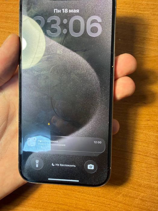 Продаю Iphone 15 pro