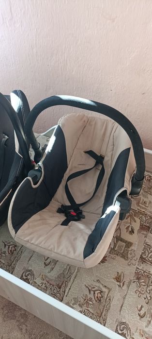 Продам 2 автолюльки