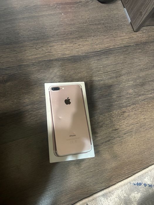 продам не скрывался айфон 7+