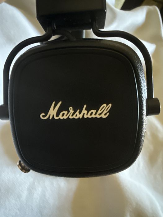 наушник Marshall IV