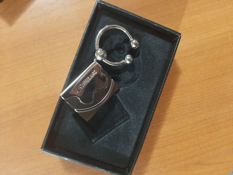 Breloc MONT BLANC, placat cu argint, baga, made in Germany,  breloc MONT BLANC translucid
