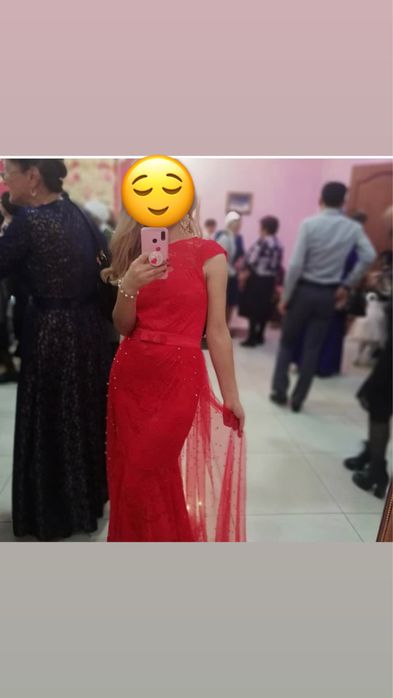 Продам красивые платья, новые