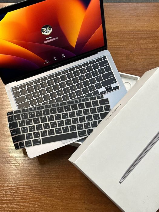 Macbook M1 Air 8/256 96% 90 циклов