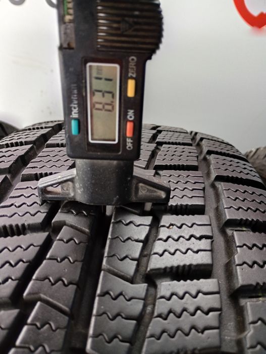 Топ състояние 4бр.215/65/16С Hankook dot3618