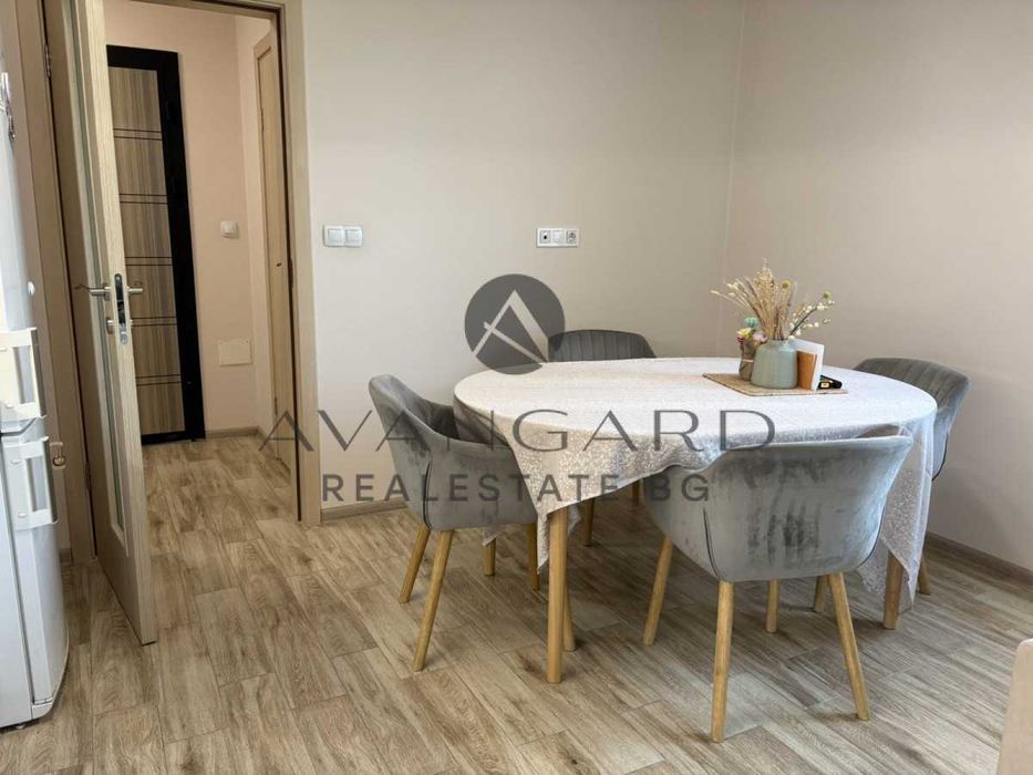 Продава се Двустаен апартамент в Пловдив, Христо Смирненски - 70 кв.м за 2715 €/кв.м - Снимка #3