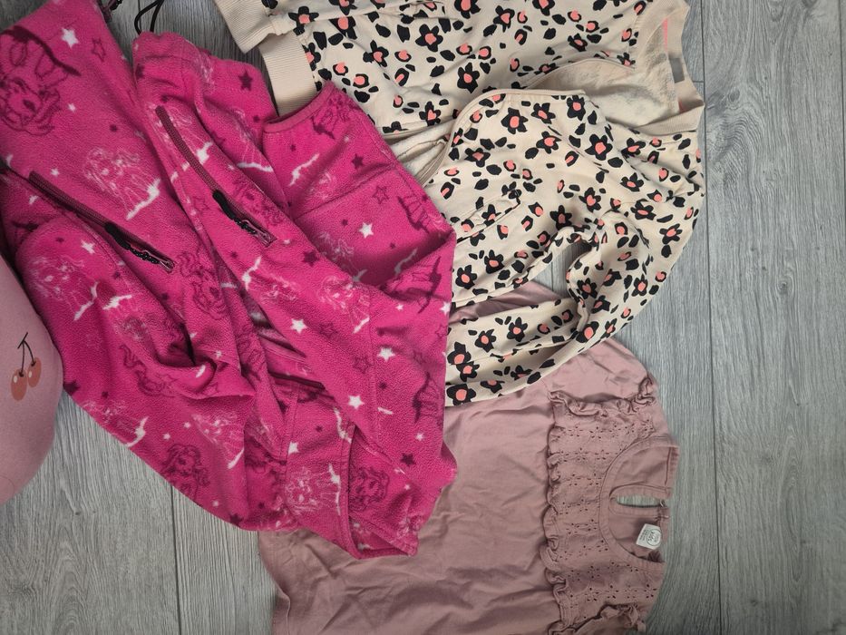 Дрехи за момиче 122-128 р-р