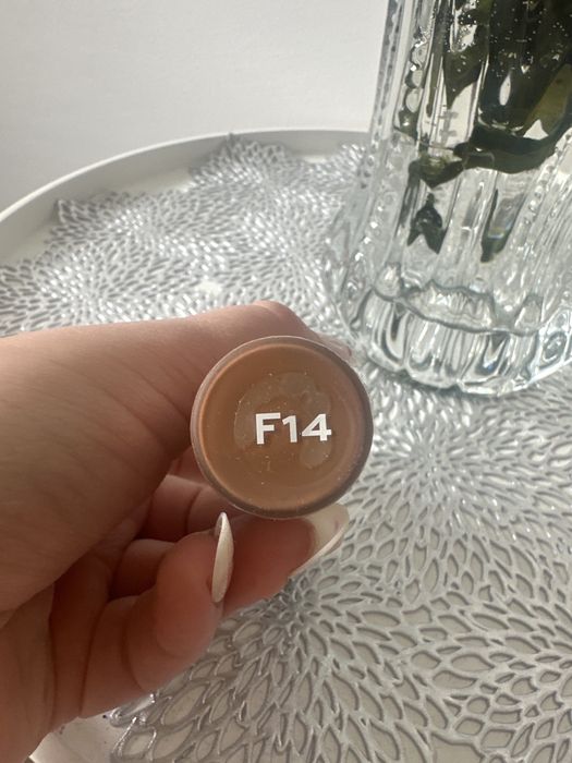 Revolution pro фон дю тен