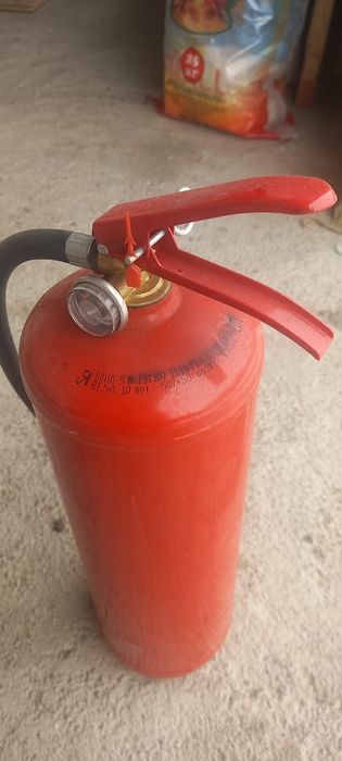 Продам огнетушители