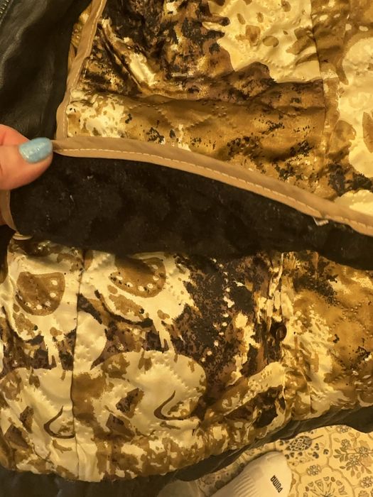 Куртка кожанная с капюшоном