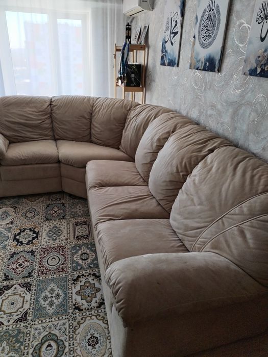 Продам угловой мягкий диван