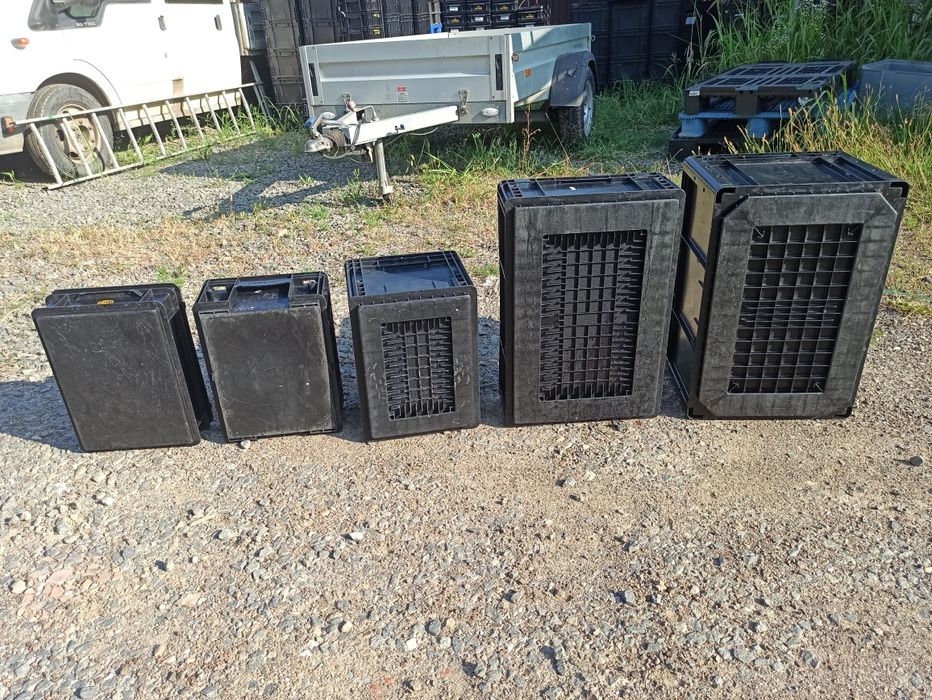 Lăzi cutii navete paleti plastic stivuibile