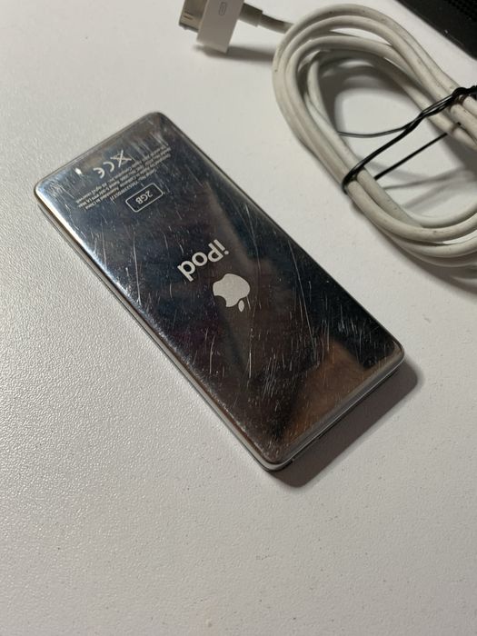 Apple iPod NANO 1 Black 2GB Model A1137 Multimedia Music Mp3 Player