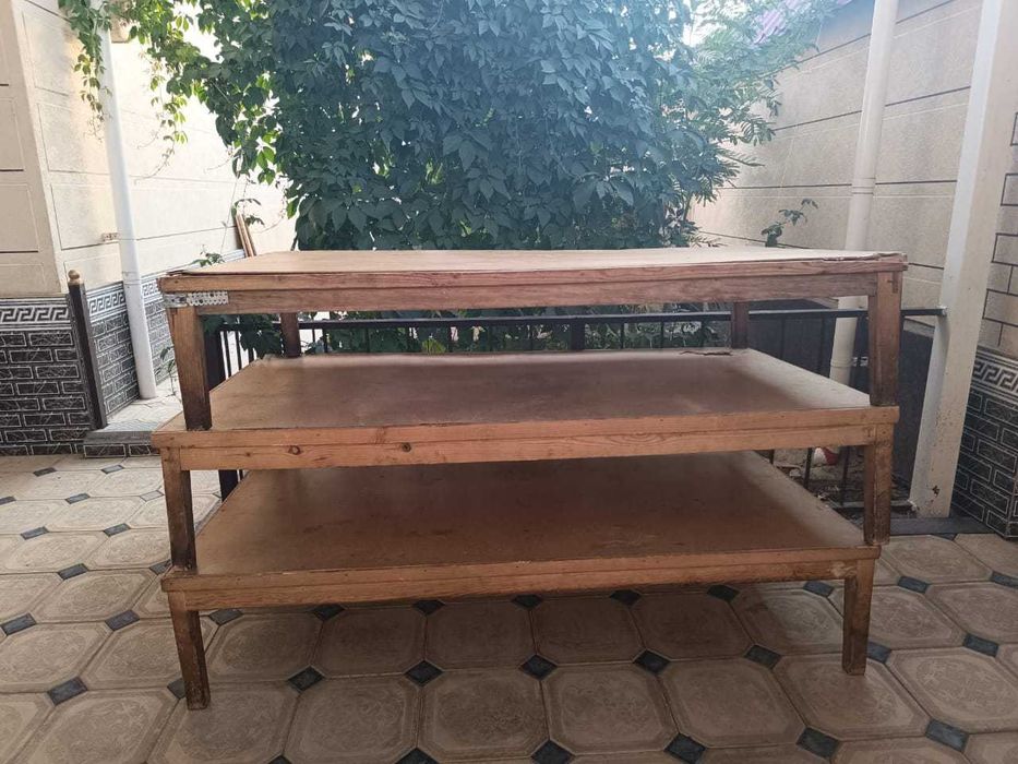 Тапчаны и мебель для кафе