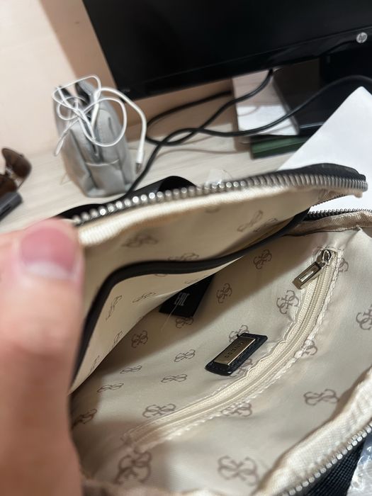 Барсетка Guess новая