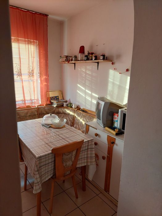 De vânzare apartament cu 2 camere în Aleșd