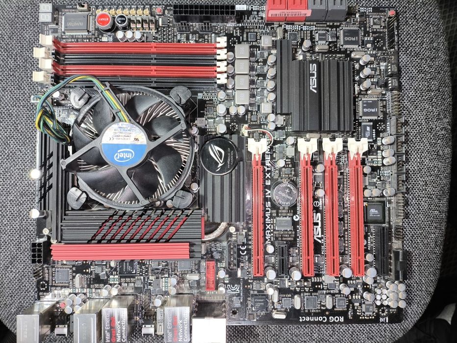 Материнская плата Asus Maximum 4 extreme