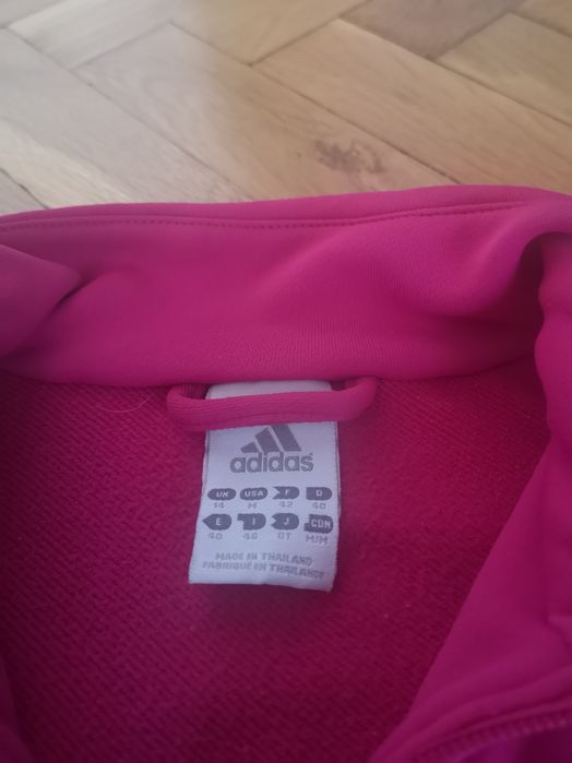 Оригинални дамски горнища Адидас размер L