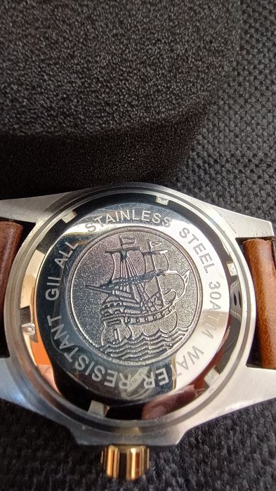 2 броя. - 1. (Seiko NH53)Gigandet 300м diving и 2. ELGIN Gold 10K 1930