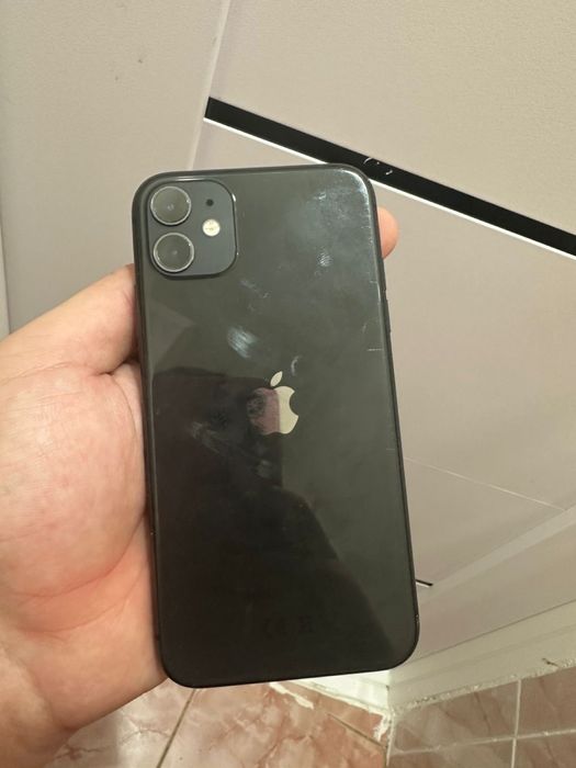 Iphone 11 128 емкость 79%