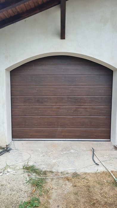 UȘI DE GARAJ rezidențiale