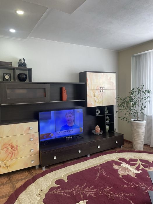 Продаю -2-х.ком.кв.-У/П.