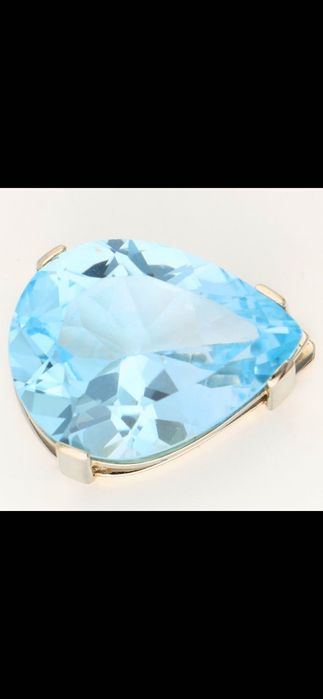 Pandantiv aur alb 14ct cu topaz
