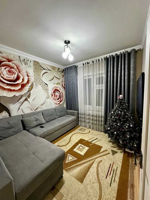 Продаётся 4-ком/4 /5 Юнусабад 14-квартал (с мебелью) (не торец).