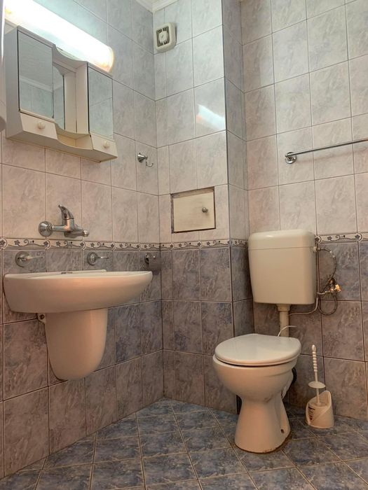 Двустаен, под наем, Център