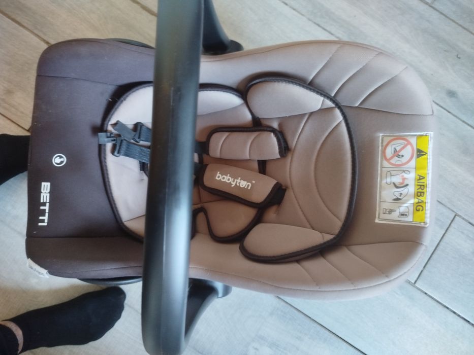 Продам детскую автолюлька