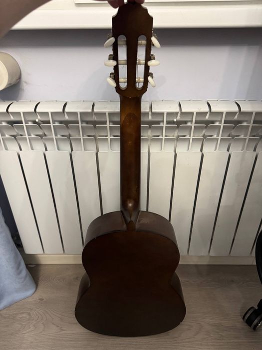 Гитара классическая