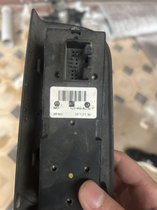 Блок стеклоподьемника Golf 4 купе