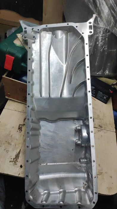 Новый поддон Мерседес м103