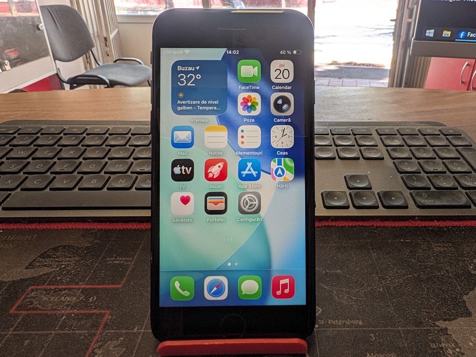 iPhone SE 3 - 64 Gb - Neverlocked