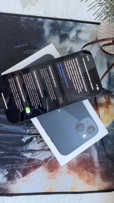 Продам айфон 13 256гб