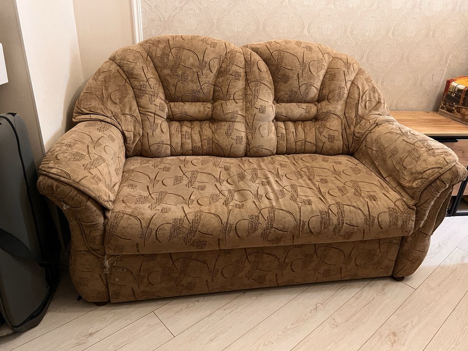 Продам диван СРОЧНО, без клопов