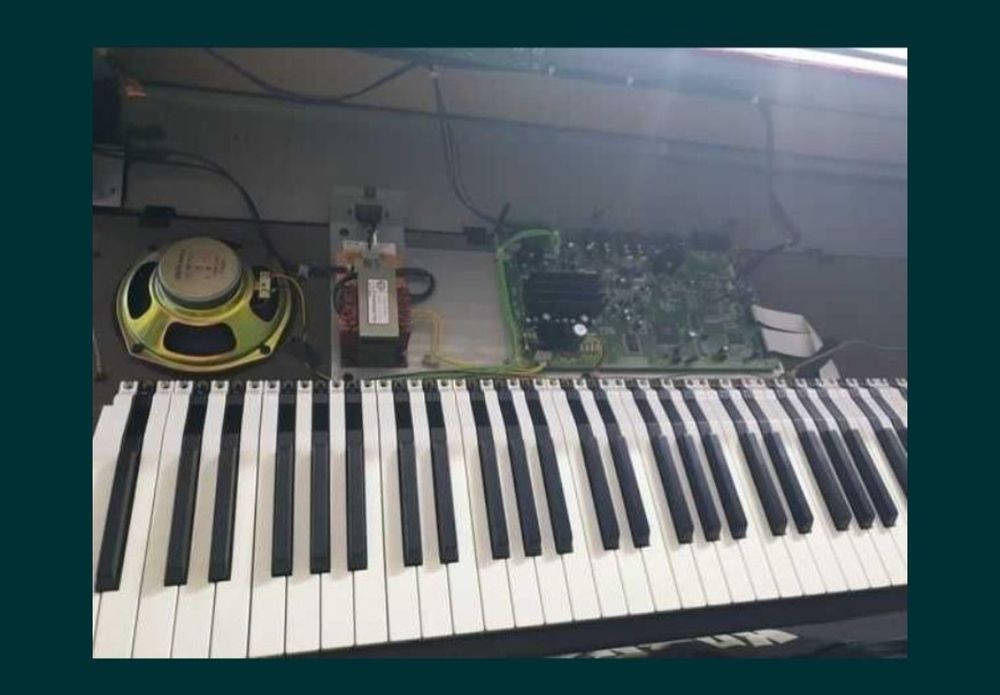 Roland, Yamaha, Korg