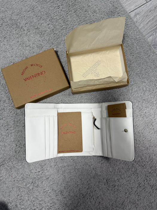 Portofel Valentino alb, Nou