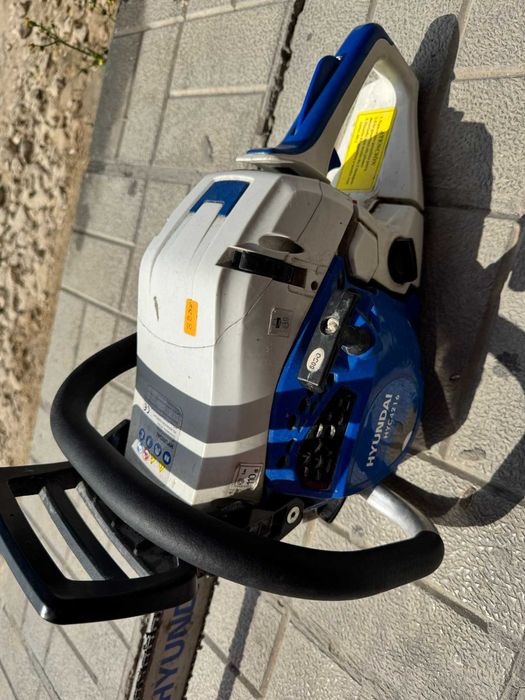 Бензинова резачка Hyundai HYC 4216, 1.8 к.с., 40 см