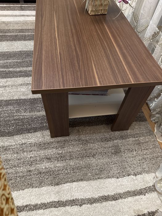 Продам журнальный столик