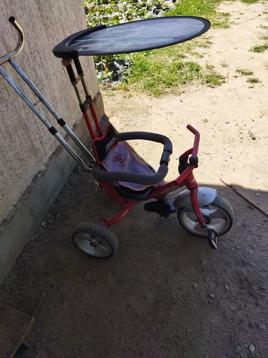 Продаётся трёхколёсный велик