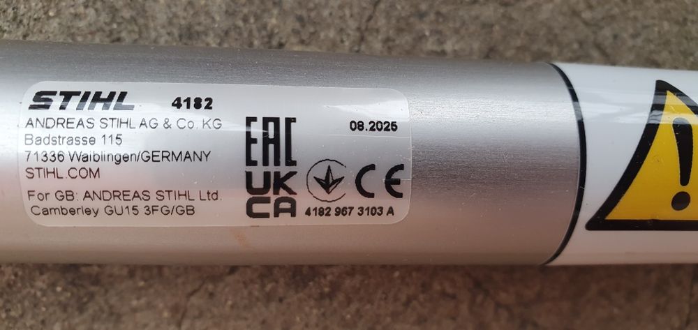 Dispozitiv combinat emondor stihl.